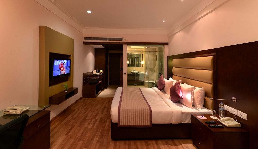 Jp & 4* New Delhi